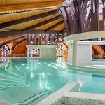 Ξενοδοχείο Park By Radisson & 4*