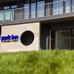 Ξενοδοχείο Park By Radisson & 4*