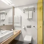 Park By Radisson & Ξενοδοχείο 4*