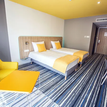 Hotel Park By Radisson & 4*