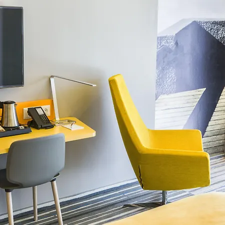 Hotel Park By Radisson & 4*