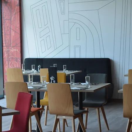 Park By Radisson & Hotel 4*