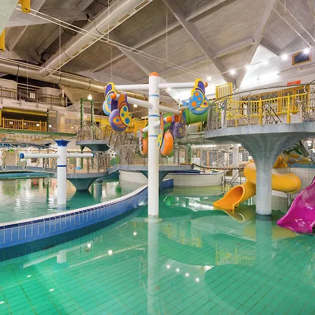 Park By Radisson & 4*