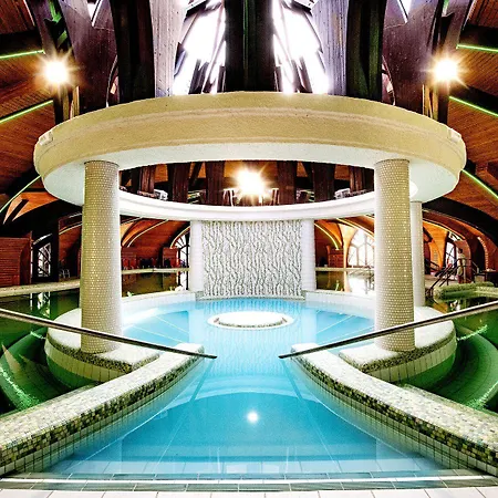 Ξενοδοχείο Park By Radisson &