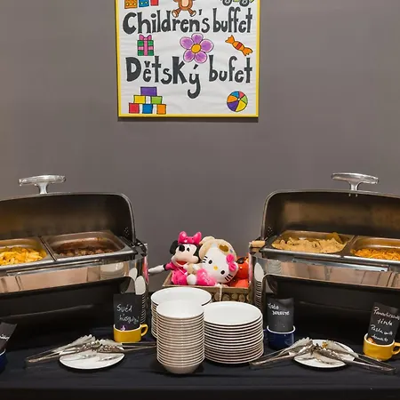 Park By Radisson & 4*