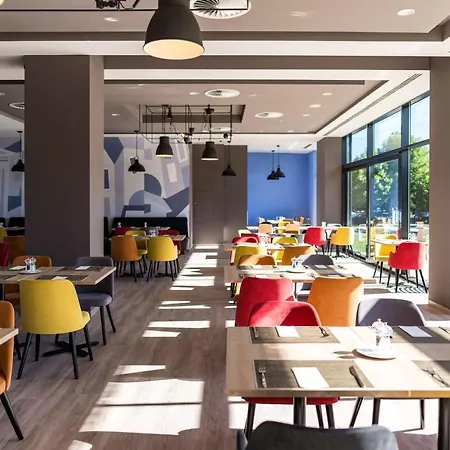 Hotel Park By Radisson & 4*