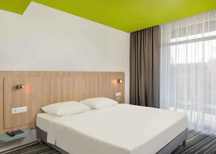Park By Radisson & 4* 佐洛卡罗斯