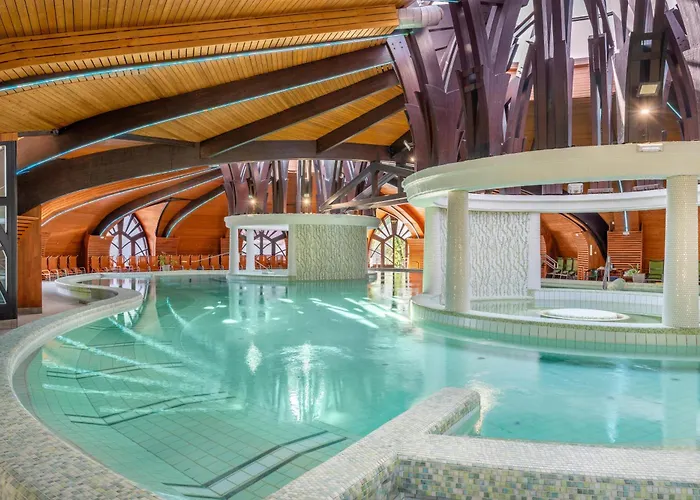 Hotel Park By Radisson & 4*