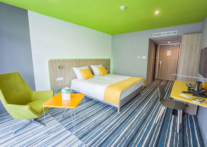 Park By Radisson & 4*