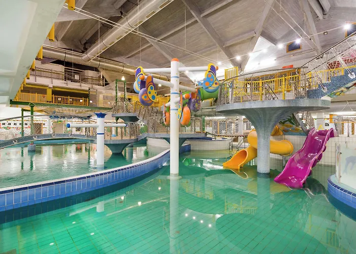 Park By Radisson & 4*