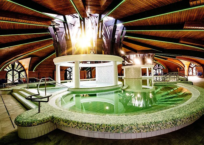 Park By Radisson & 4*