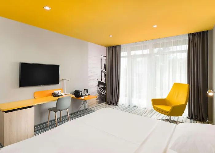 Park By Radisson & זלקרוס