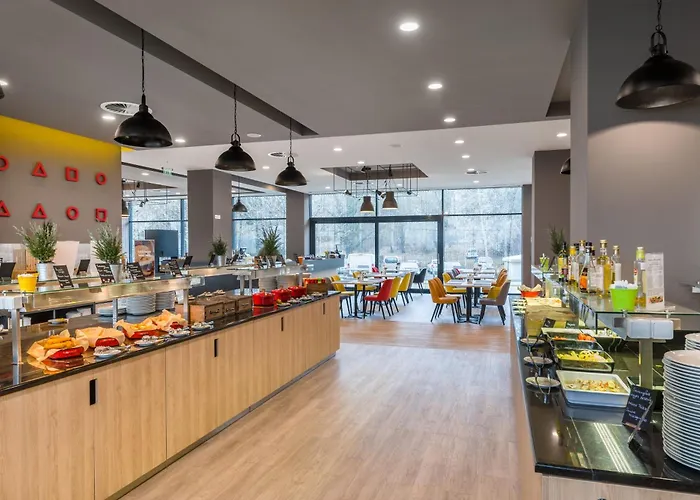 Park By Radisson & 4*